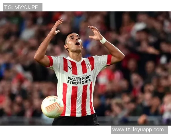 曼联官方宣布边锋转型中卫签下13岁天才后卫索克拉蒂斯